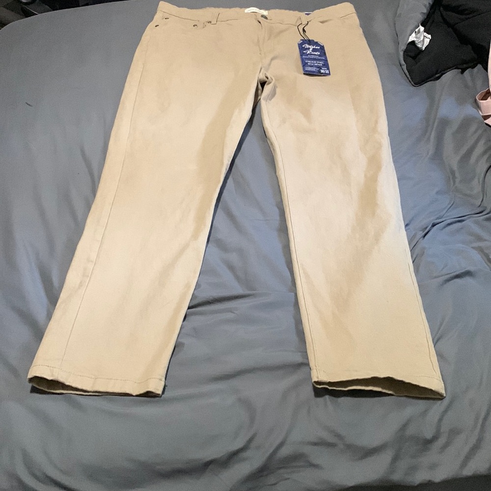 Khaki pants never worn